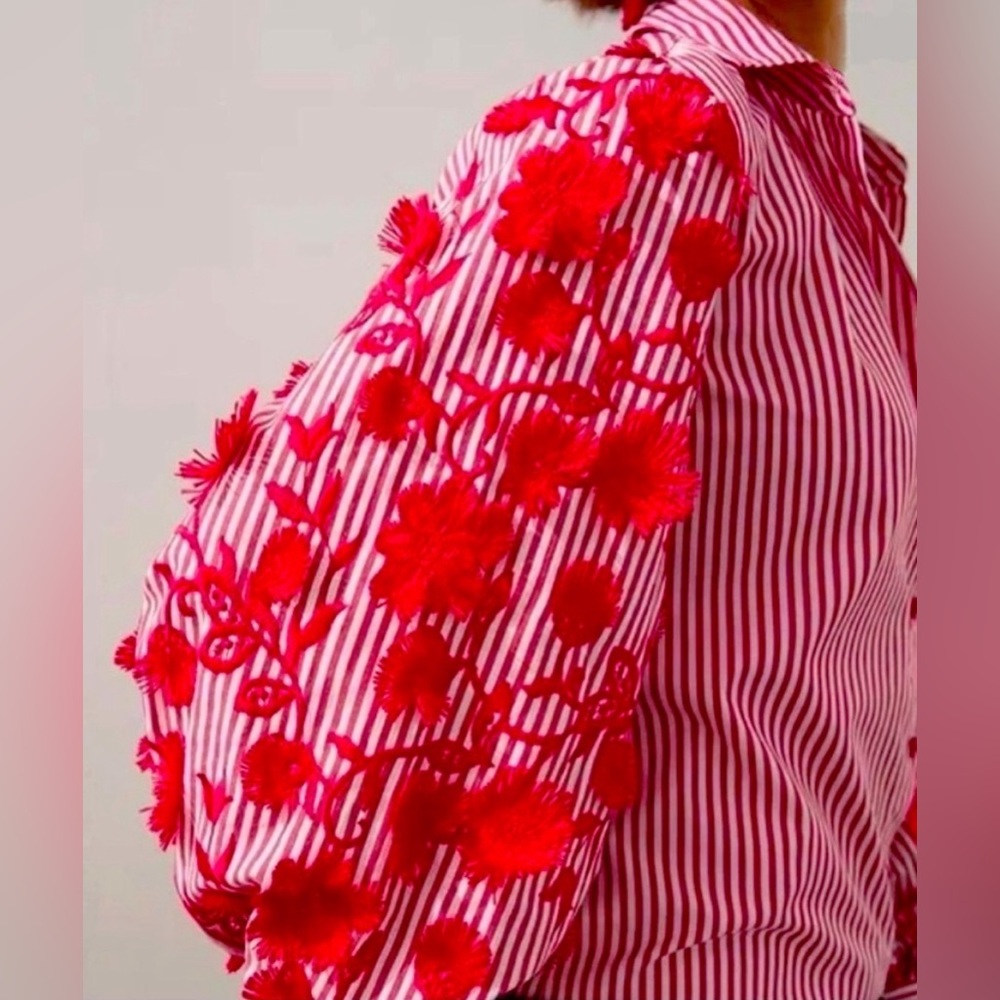 Chico’s Poplin 3D Embroidered Sleeve Shirt with Billow Sleeves - Love Letter Red - Picture 2 of 6